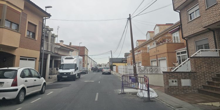 Arrecian las quejas en la Ronda de las Cruces en Peñaranda que ahora recibe el tráfico desviado debido a las obras en el Carmen